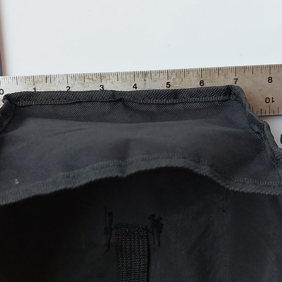 Carex rollator underneath pouch, black, 13-1/2"L x 6-3/4"W x 6" d - Picture 6 of 7